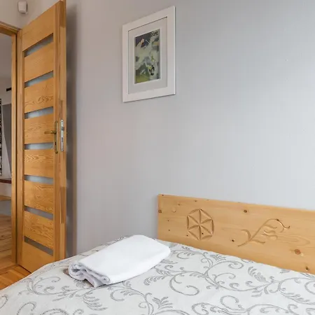 Apartament Marmurki *